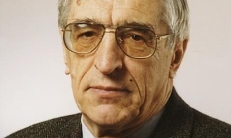 Академик О.М. Нефедов: «Надо растить таланты, как кристаллы»