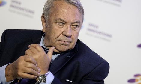 Владимир Путин поздравил президента Российской академии наук Владимира Фортова с 70-летием