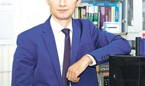 Валентин Анаников избран действительным членом РАН