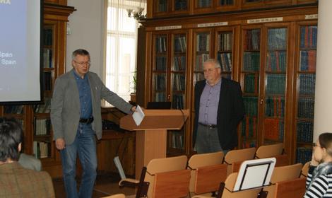 Константин Нейман рассказал о новом методе определения химического порядка