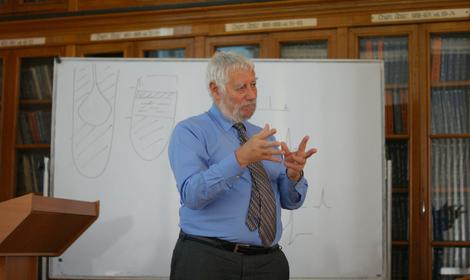 Professor Graham Hutchings at ZIOC RAS